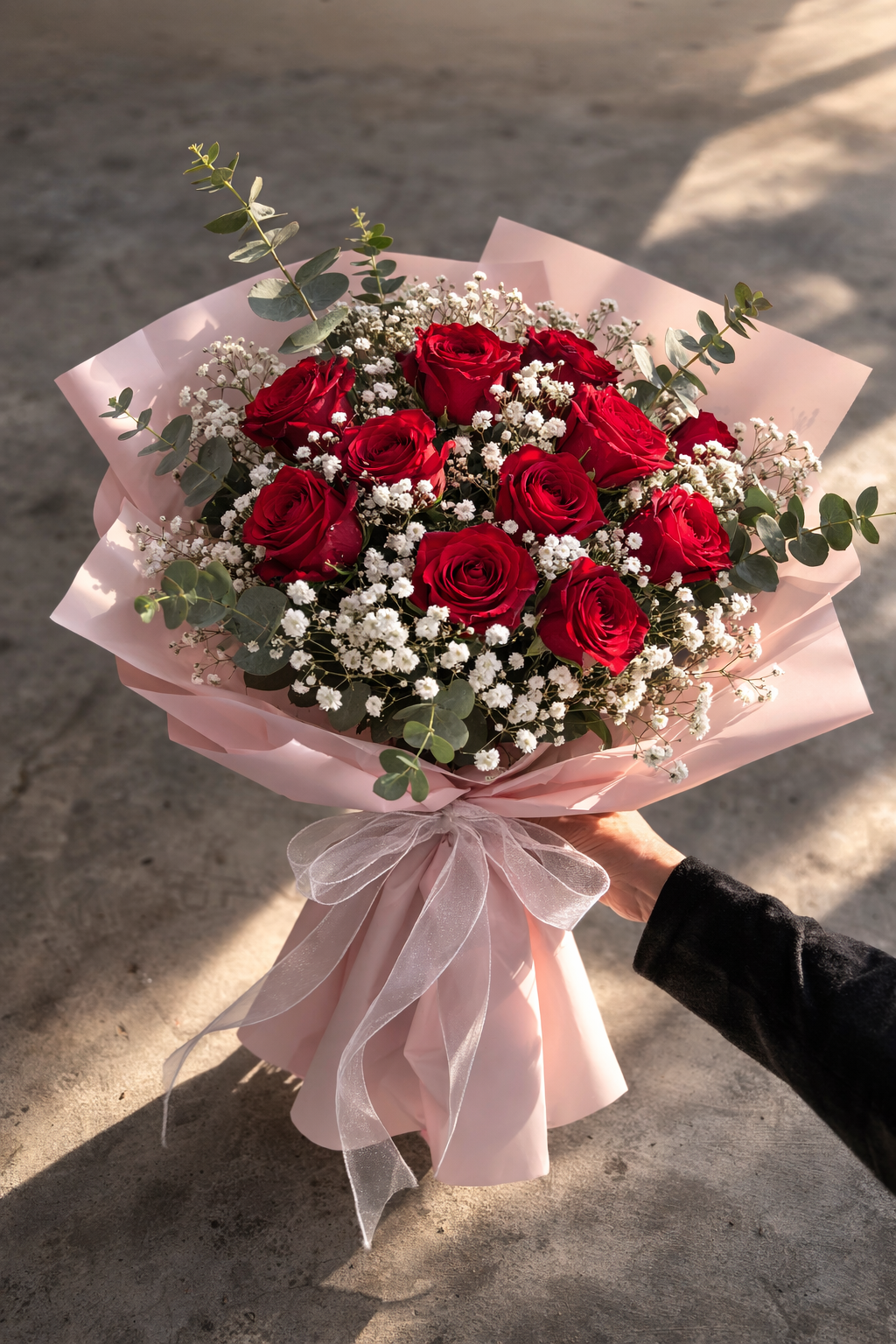 Classic Custom Red Roses Bouquet for Romantic Valentine's